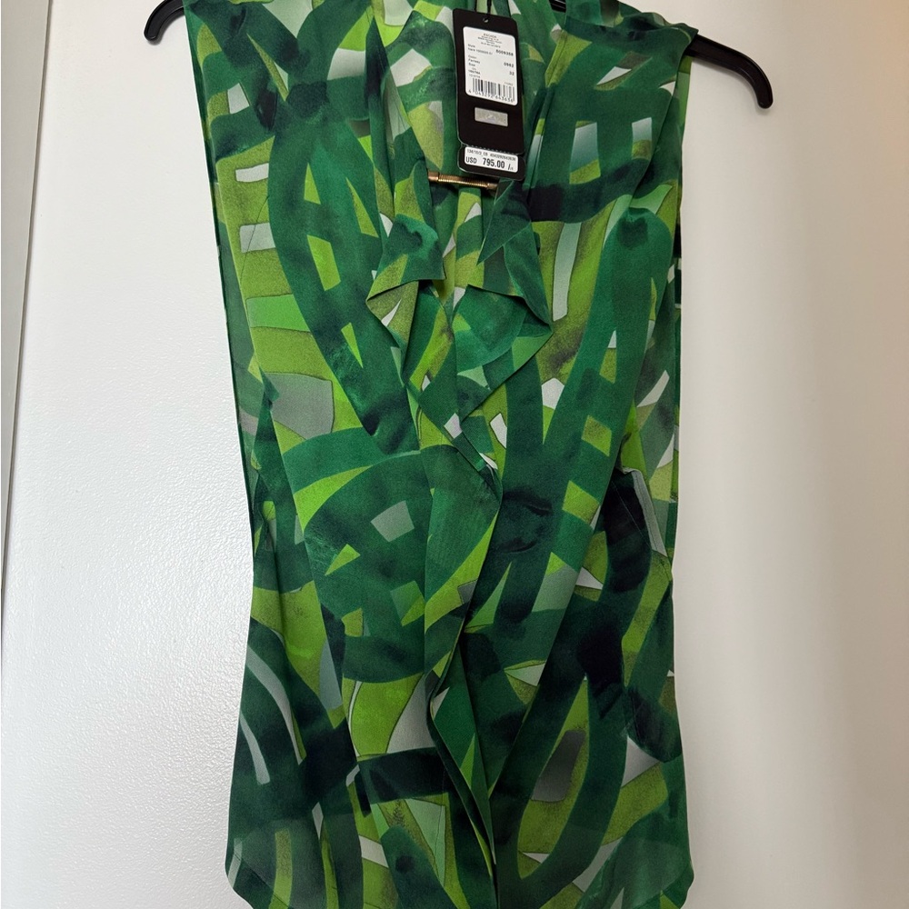 Escada brand new top w/tags